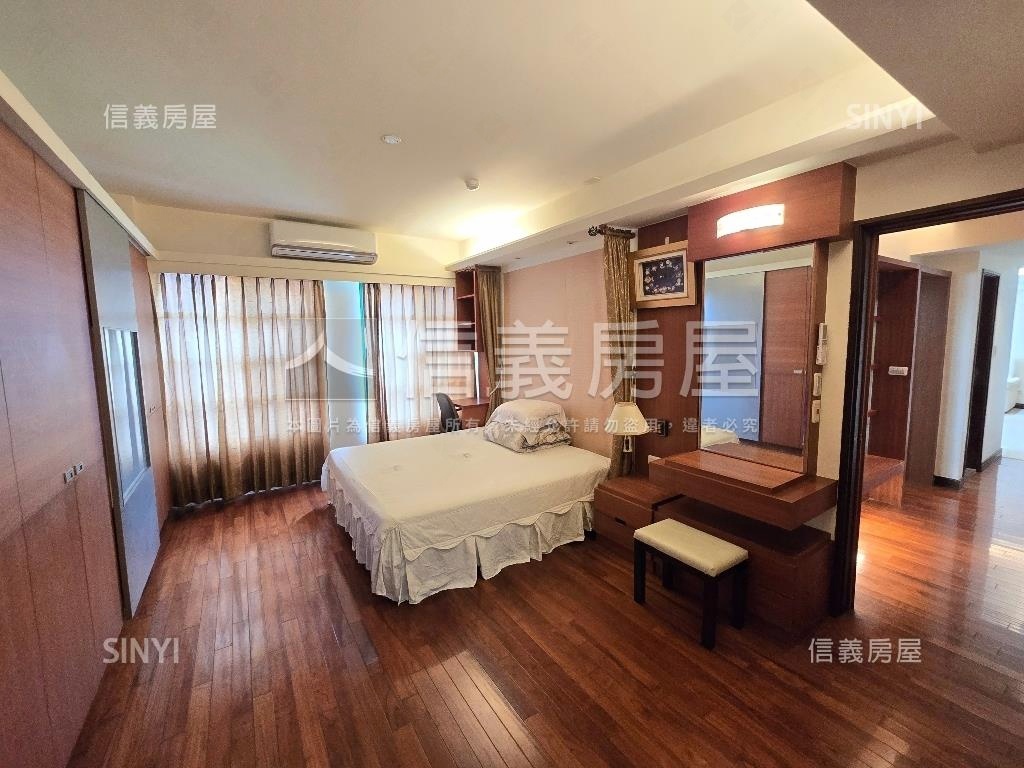 富爺精緻大４房車位房屋室內格局與周邊環境