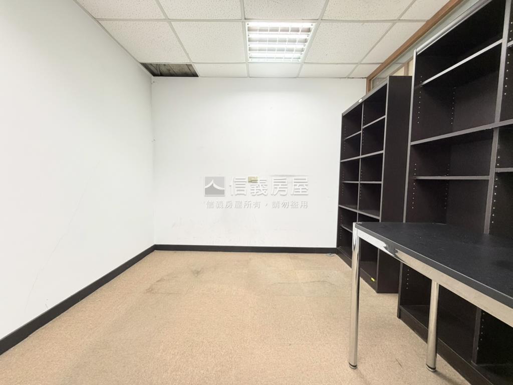榮耀爵市優質辦公房屋室內格局與周邊環境