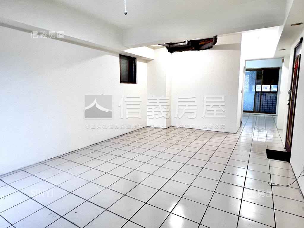 迪化商圈的電梯邊間高樓房屋室內格局與周邊環境