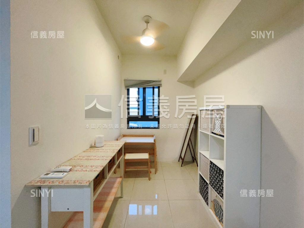 高鐵山景兩房車位房屋室內格局與周邊環境