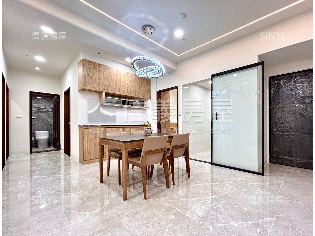 輝皇高樓沁涼精裝四房平車房屋室內格局與周邊環境