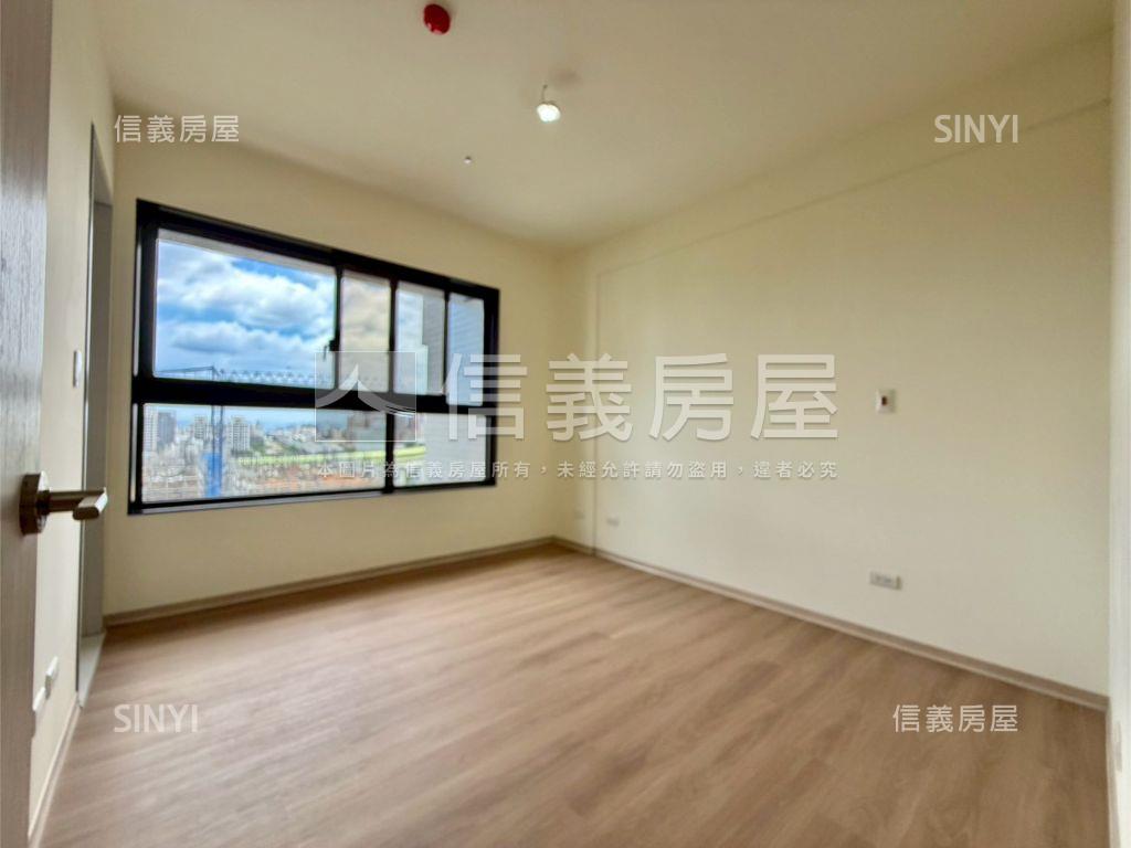 景立方朝南可看三房平車房屋室內格局與周邊環境