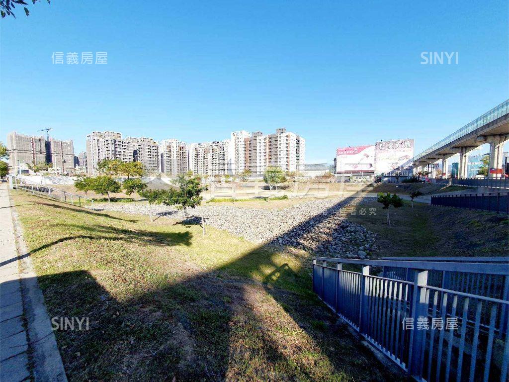 景立方朝南可看三房平車房屋室內格局與周邊環境