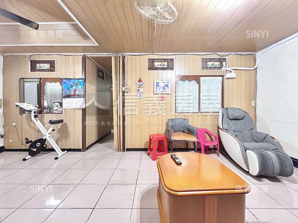 中正公寓５樓房屋室內格局與周邊環境