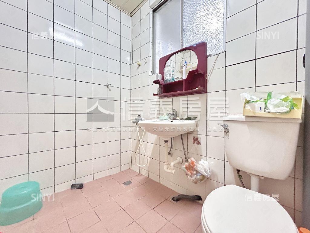 中正公寓５樓房屋室內格局與周邊環境