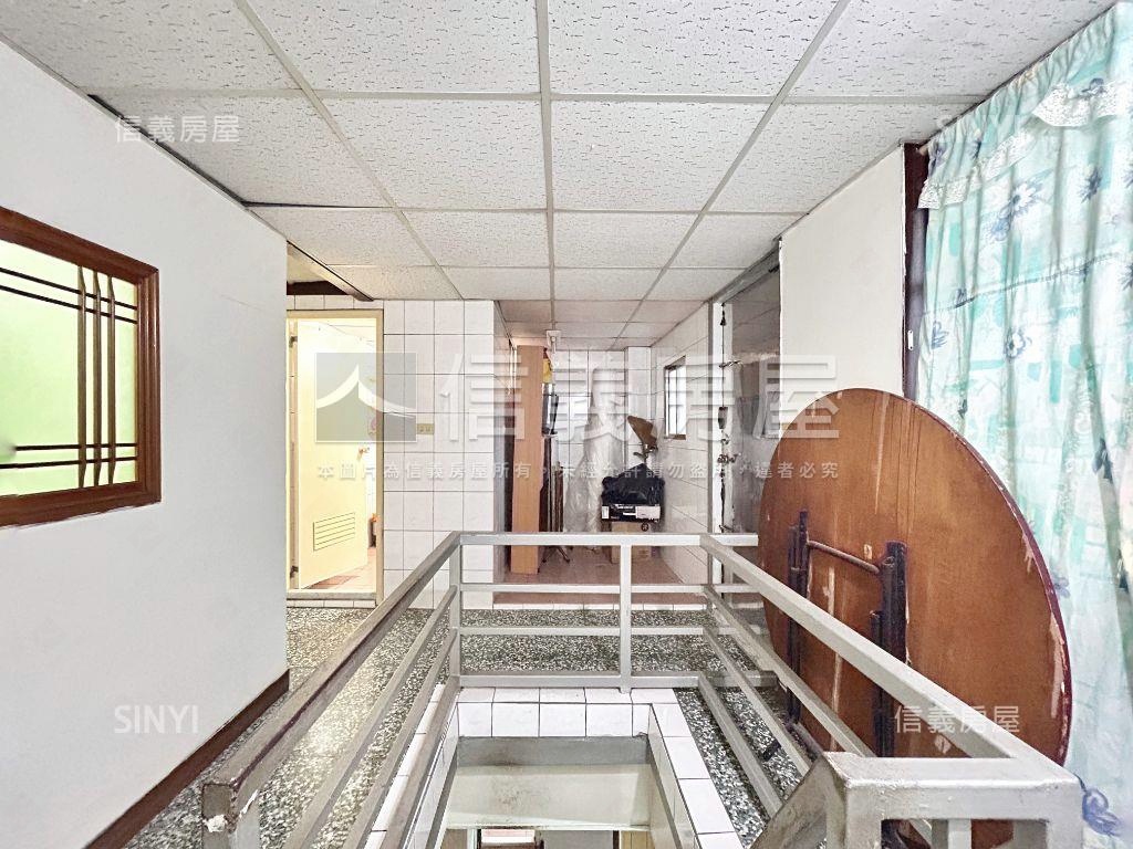 中正公寓５樓房屋室內格局與周邊環境