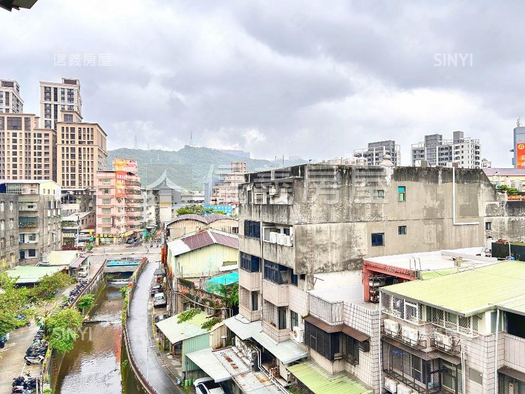 中正公寓５樓房屋室內格局與周邊環境