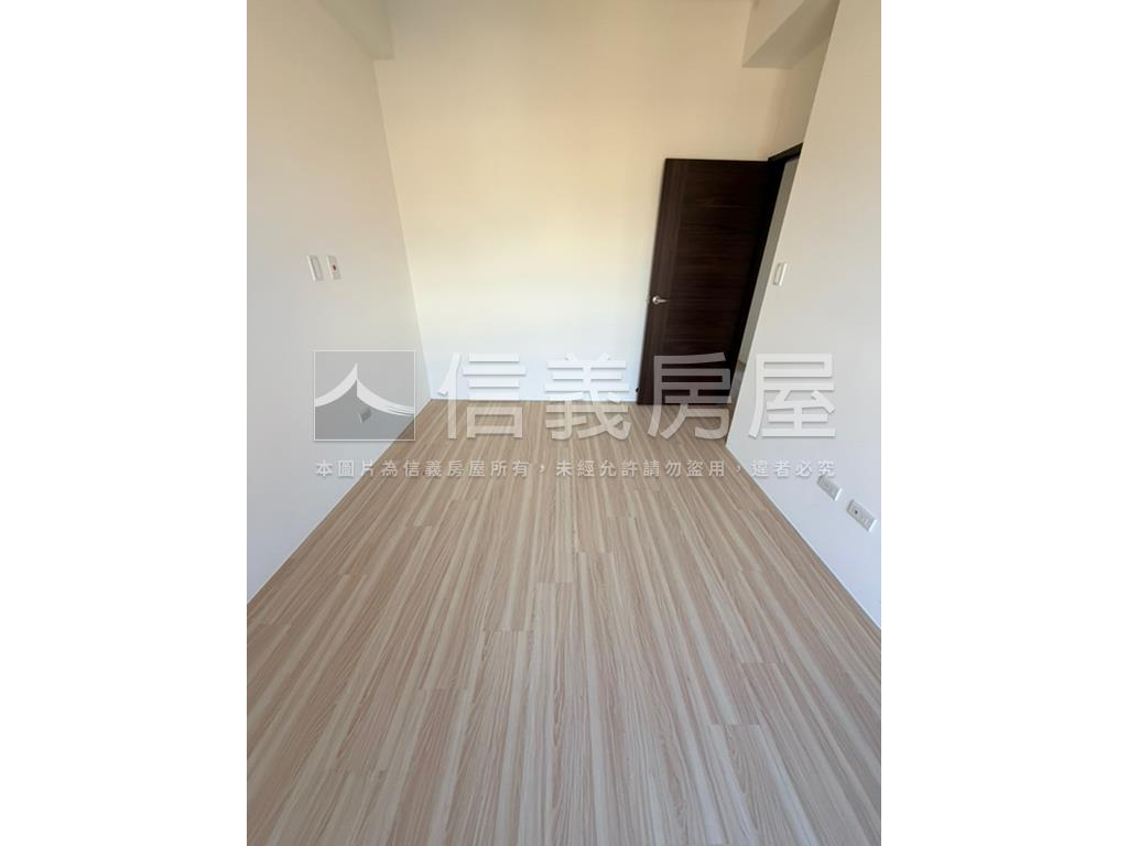 １２淳三房平車Ｂ房屋室內格局與周邊環境