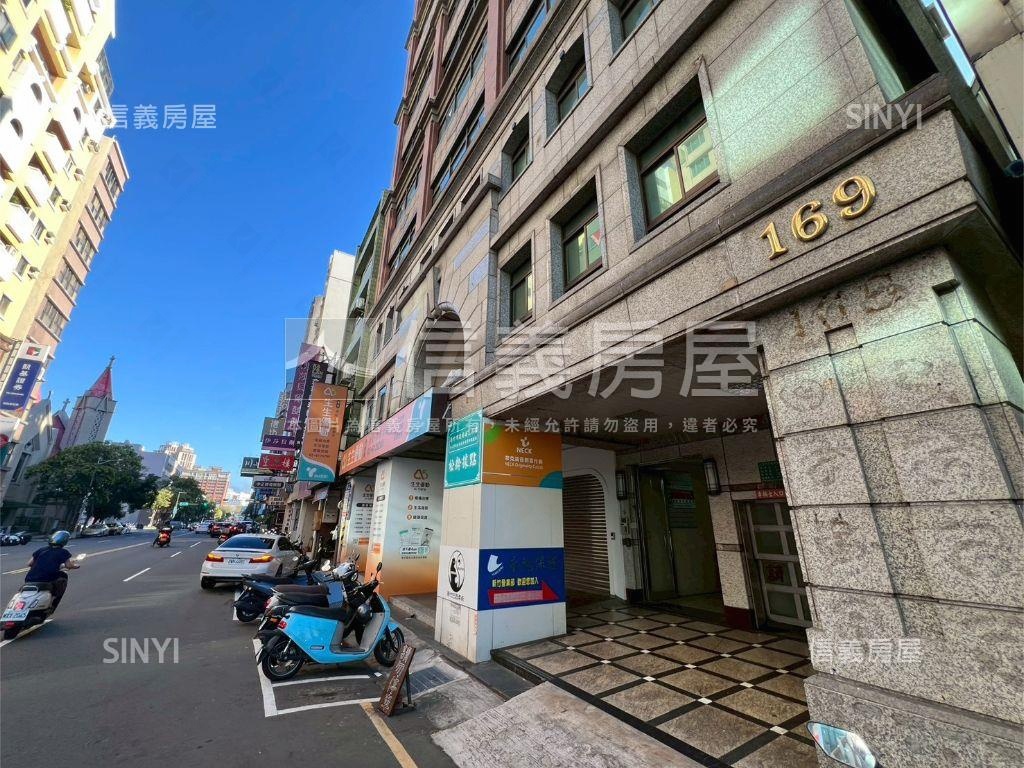 正中正路東門圓環旁金透店房屋室內格局與周邊環境