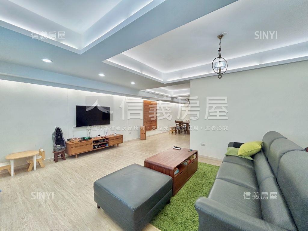 近附小１＋２樓大面寬車庫房屋室內格局與周邊環境
