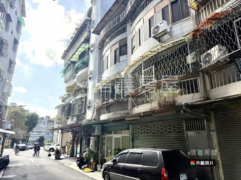 內湖方正亮麗四房房屋室內格局與周邊環境