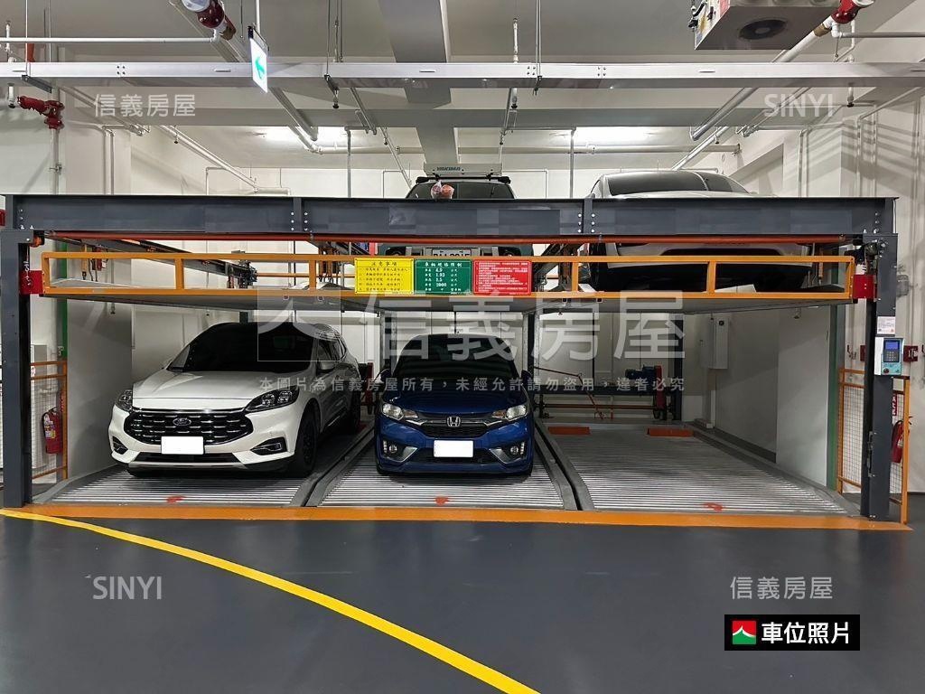 輕奢．霞海高樓景觀宅房屋室內格局與周邊環境
