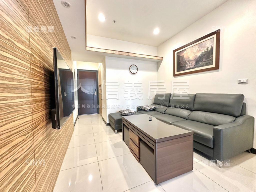 江翠ＯＮＥ美裝潢三房車位房屋室內格局與周邊環境