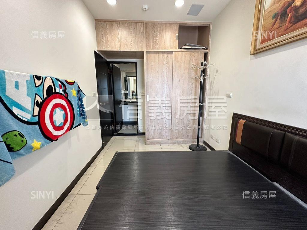 江翠ＯＮＥ美裝潢三房車位房屋室內格局與周邊環境