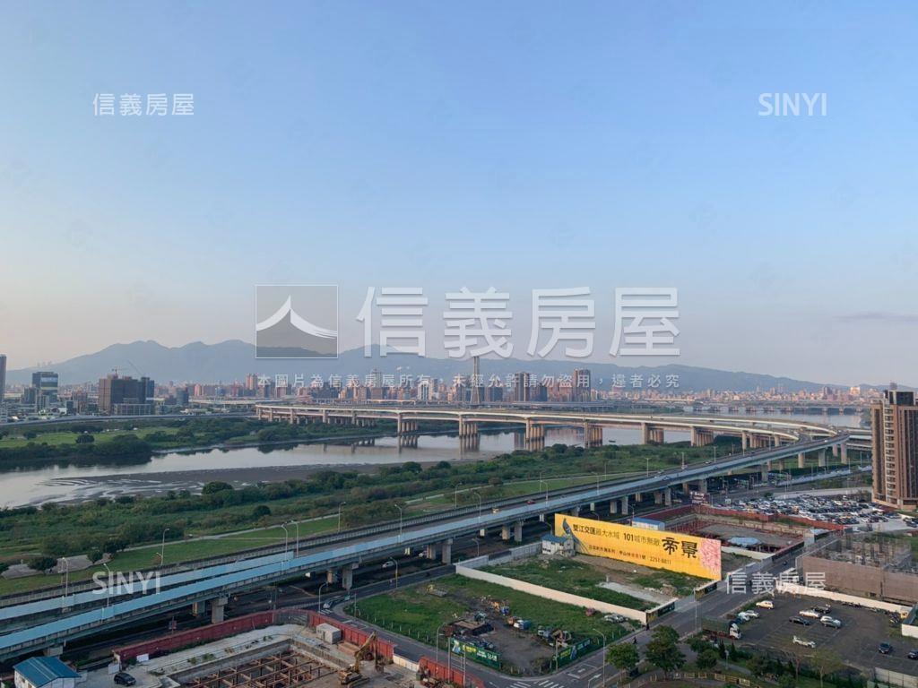 江翠ＯＮＥ美裝潢三房車位房屋室內格局與周邊環境