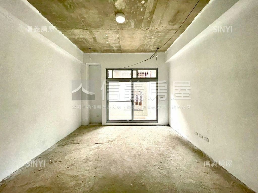 公園旁電梯別墅房屋室內格局與周邊環境