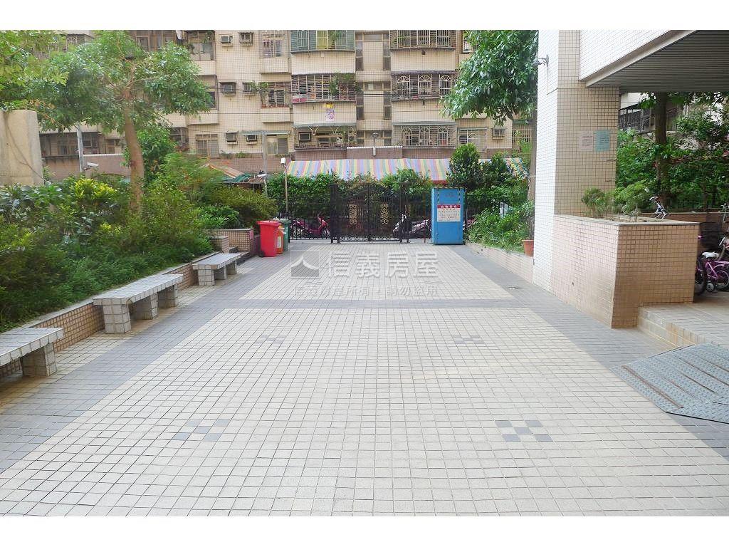 皇家特區挑高一樓房房屋室內格局與周邊環境