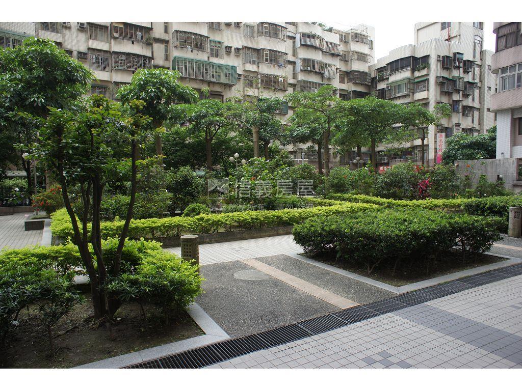 皇家特區挑高一樓房房屋室內格局與周邊環境