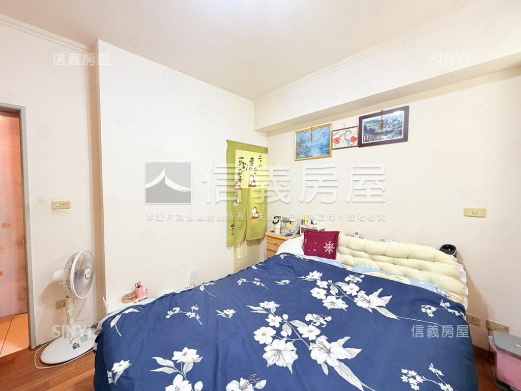 蘆洲民族邊間次頂樓三房房屋室內格局與周邊環境