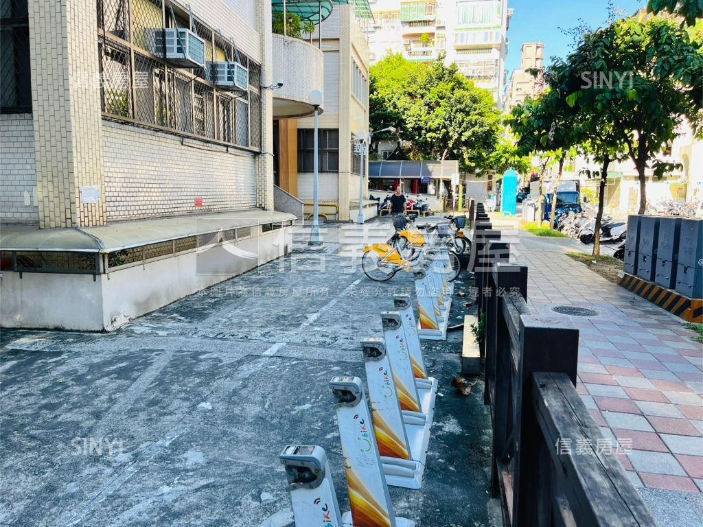 花園新城電梯三房房屋室內格局與周邊環境