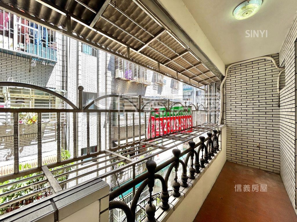 銀河華園三房房屋室內格局與周邊環境