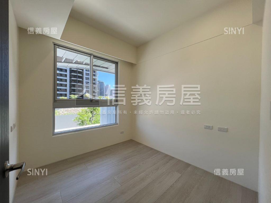 亞昕一緻三房精裝潢露臺戶房屋室內格局與周邊環境
