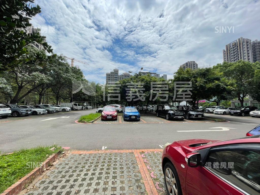 高鐵特區稀有釋出土地房屋室內格局與周邊環境