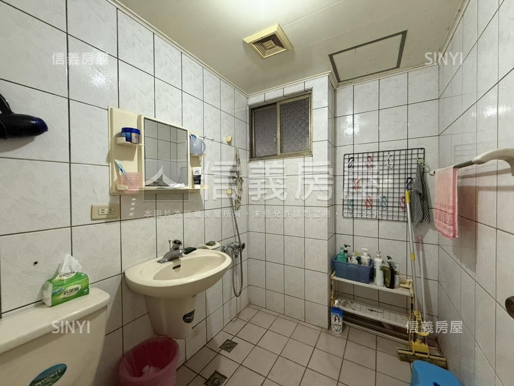 正忠孝路大空間華廈房屋室內格局與周邊環境