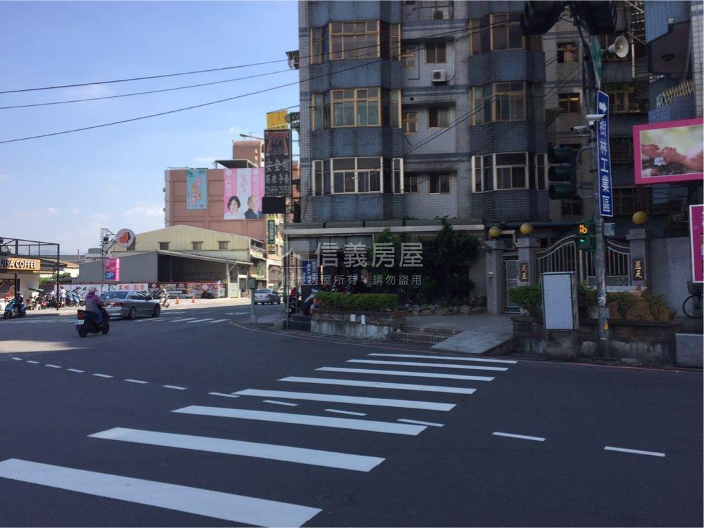 夜市旁優質醒目店面房屋室內格局與周邊環境