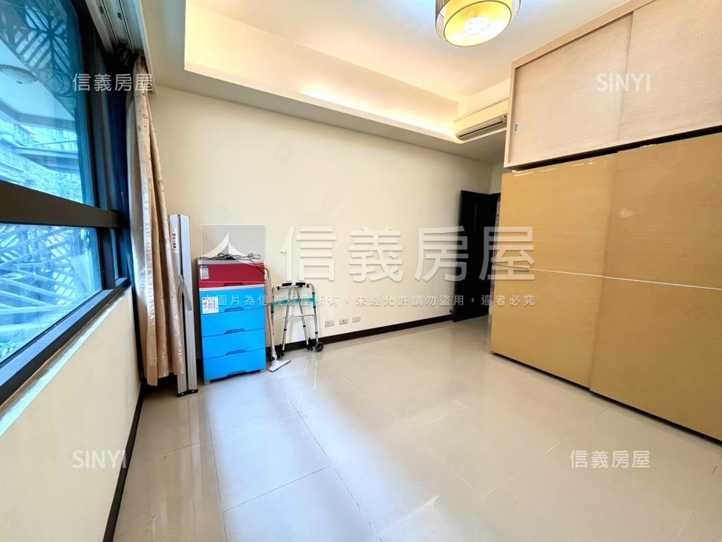 新大觀三房車位房屋室內格局與周邊環境