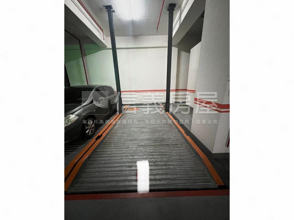 悅自在稀有雙車位樓店房屋室內格局與周邊環境