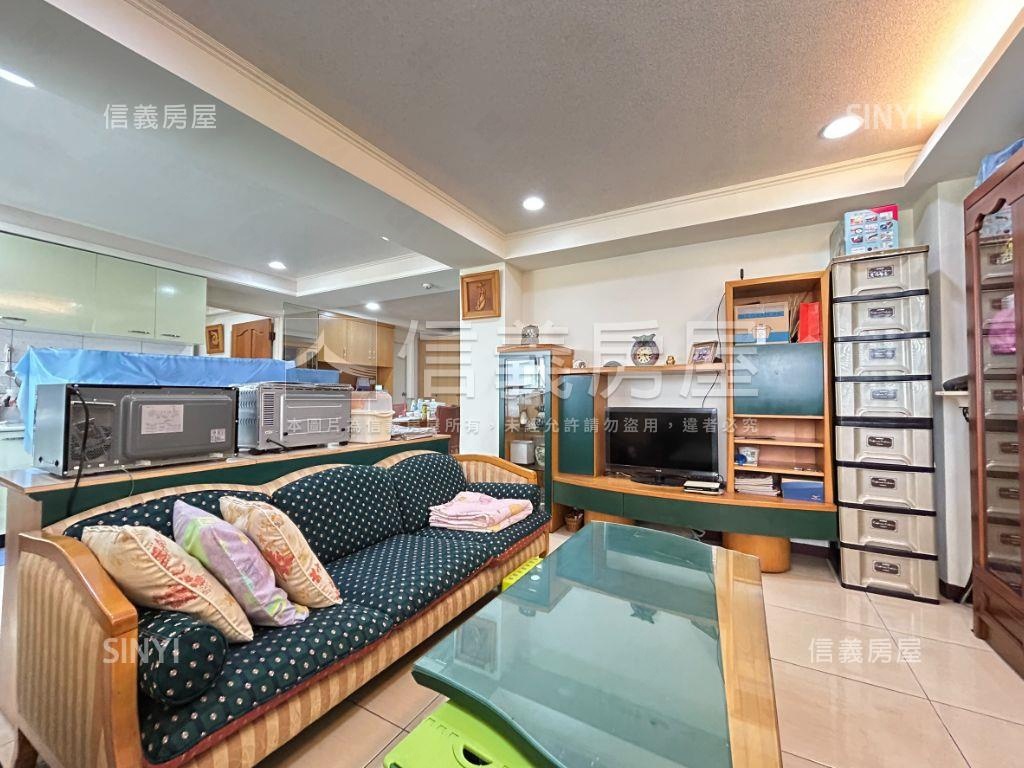進德國小朝南雙衛浴華廈房屋室內格局與周邊環境