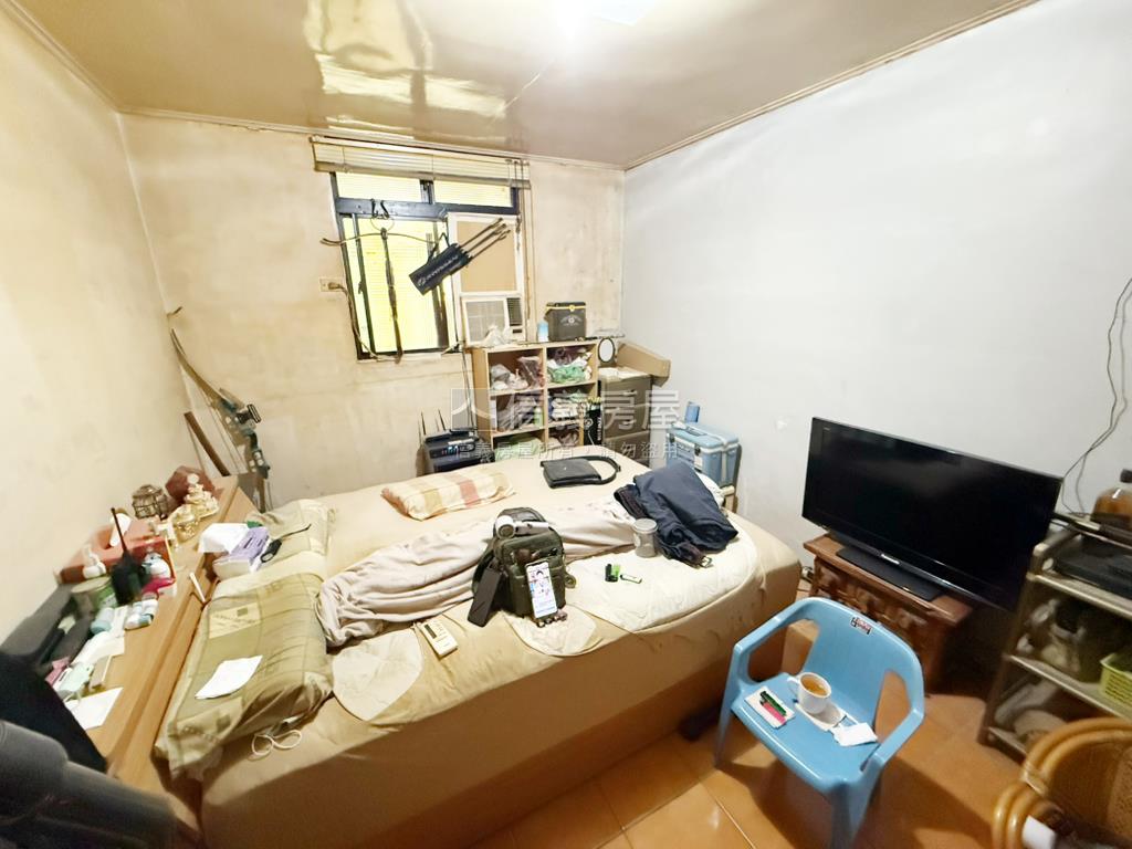 近唭哩岸捷運商一公寓房屋室內格局與周邊環境