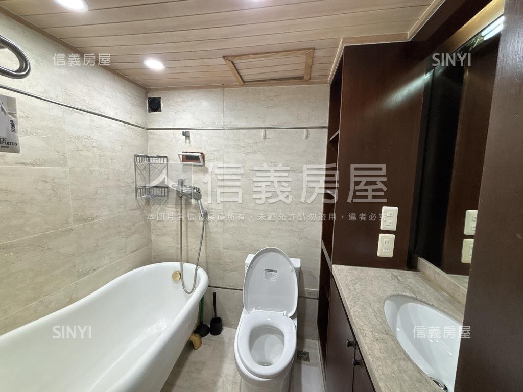 逸仙悅榕４米５挑高小豪邸房屋室內格局與周邊環境