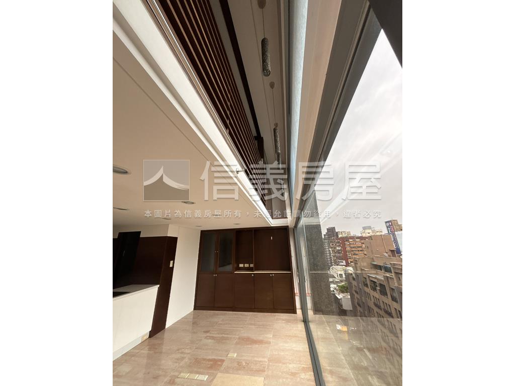 逸仙悅榕４米５挑高小豪邸房屋室內格局與周邊環境