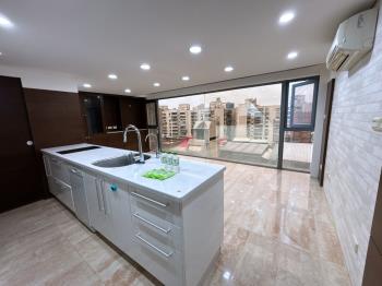 逸仙悅榕４米５挑高小豪邸