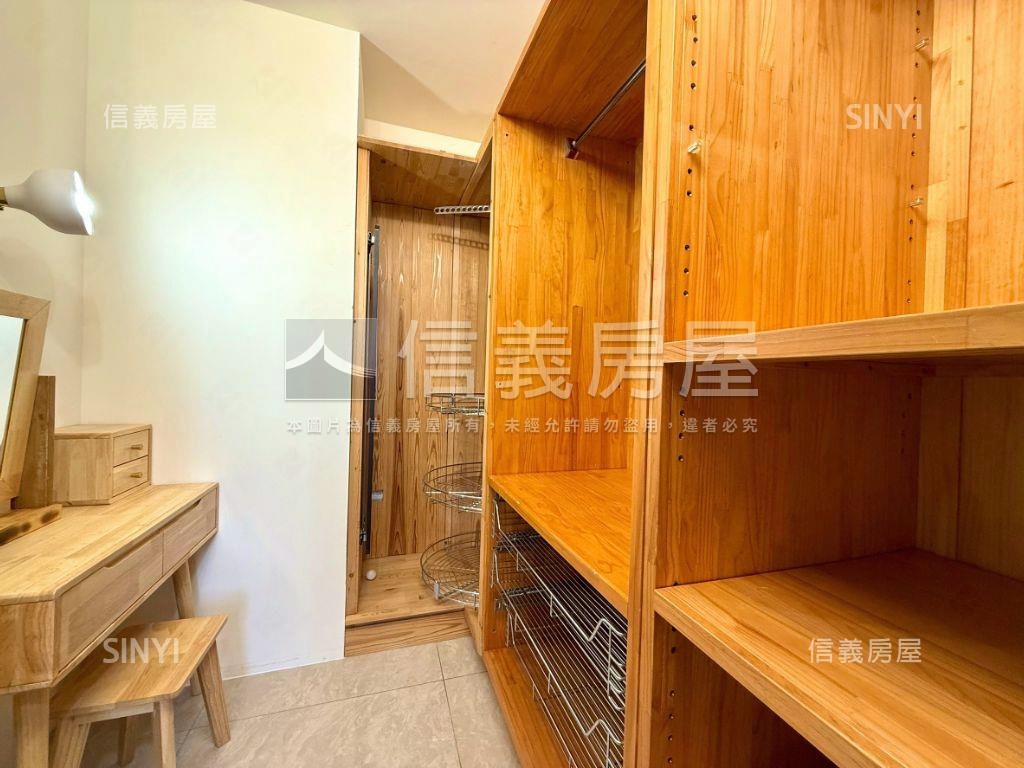 瑞御首席採光大三房車位房屋室內格局與周邊環境