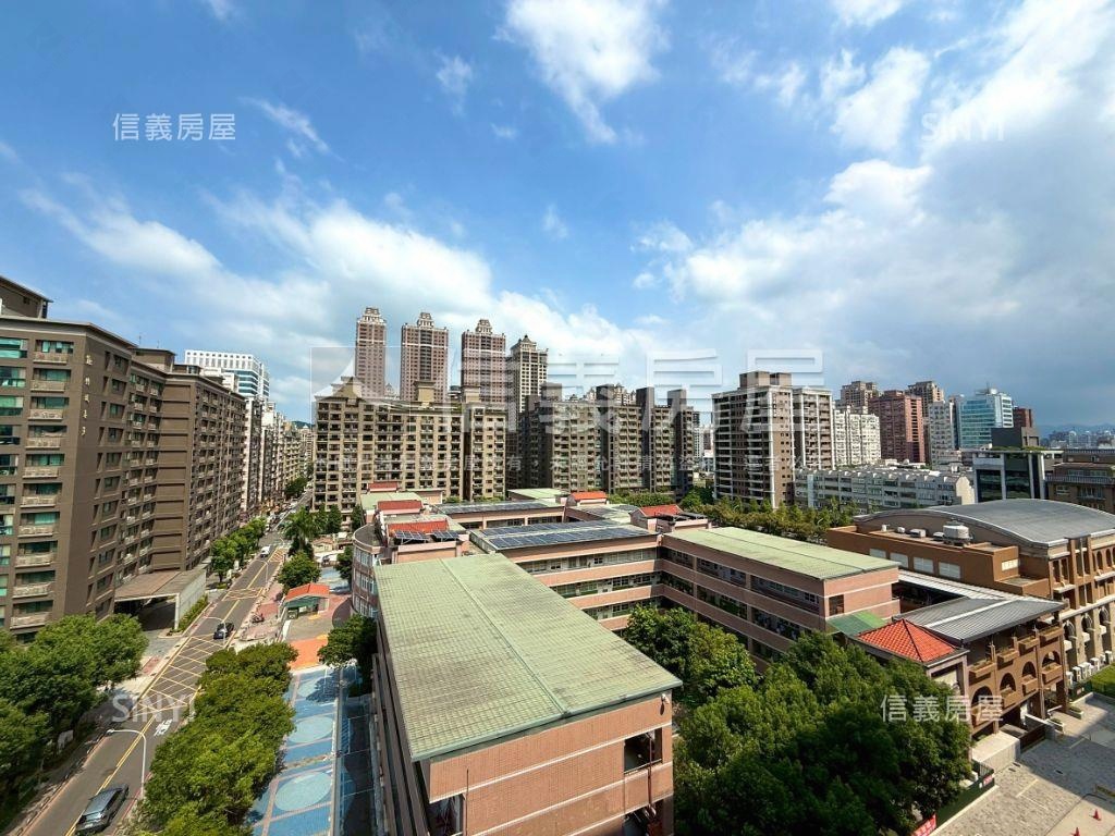 瑞御首席採光大三房車位房屋室內格局與周邊環境
