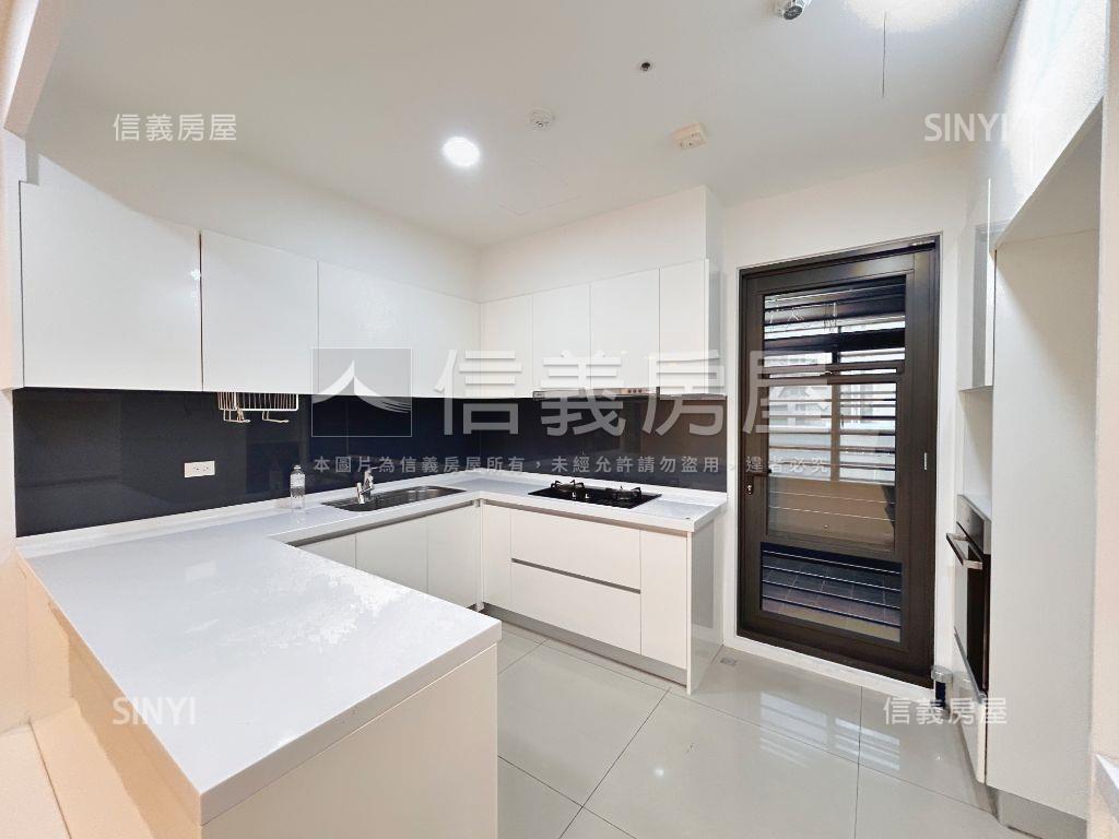 Ａ９長虹天際指標豪邸房屋室內格局與周邊環境