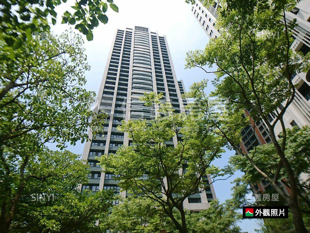 Ａ９長虹天際指標豪邸房屋室內格局與周邊環境