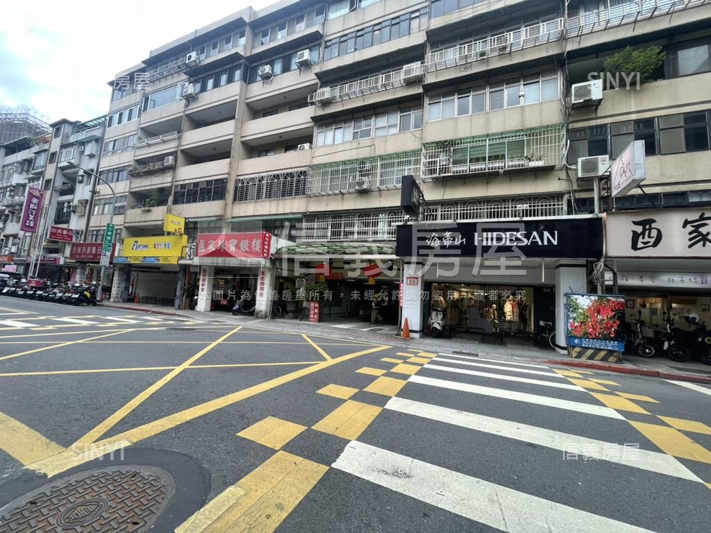 士東國小旁管理電梯四大房房屋室內格局與周邊環境