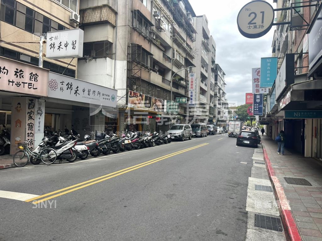 士東國小旁管理電梯四大房房屋室內格局與周邊環境