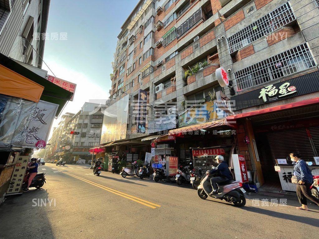 來財中國醫商圈熱鬧店面房屋室內格局與周邊環境