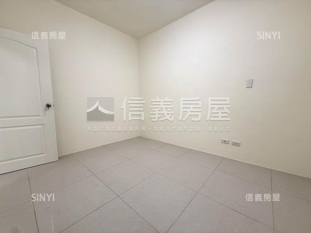 重劃區旁免爬高二樓公寓房屋室內格局與周邊環境