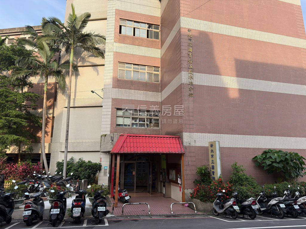 低公設比幸福我家３房車位房屋室內格局與周邊環境