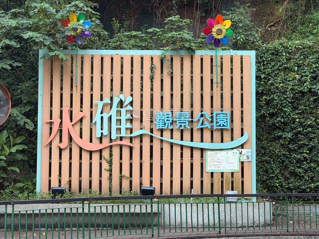 低公設比幸福我家３房車位房屋室內格局與周邊環境