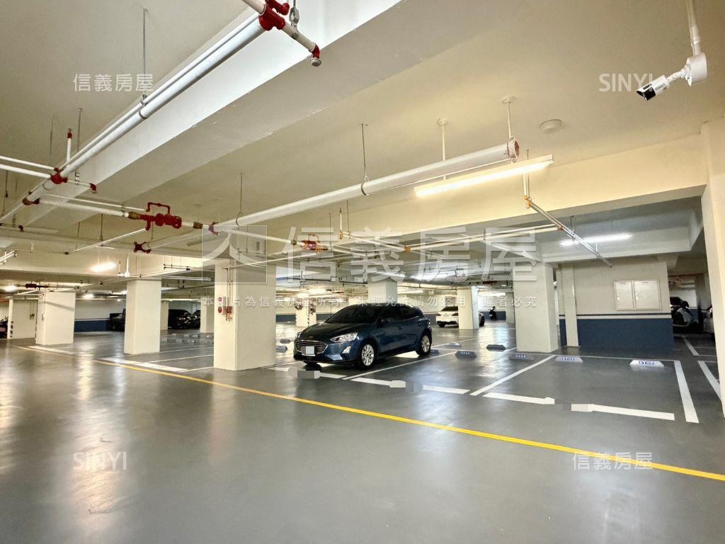 華友聯２房雙衛平車房屋室內格局與周邊環境