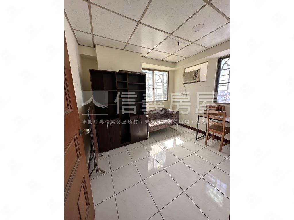 專任約探索公園景觀美兩房房屋室內格局與周邊環境