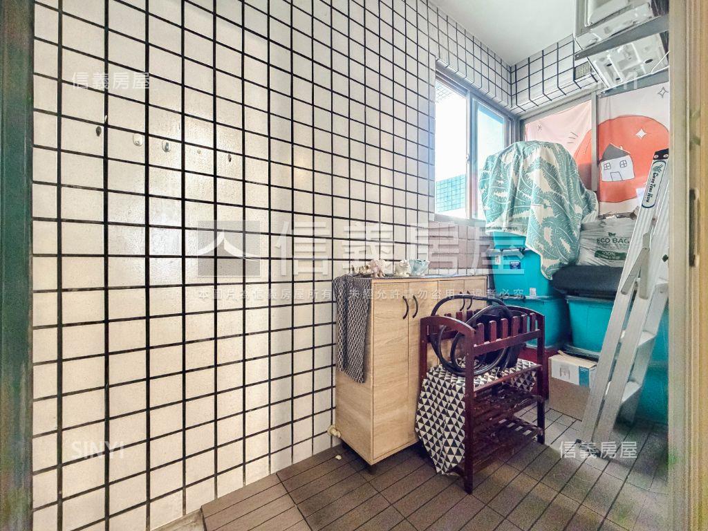 君臨大地探索公園景觀兩房房屋室內格局與周邊環境