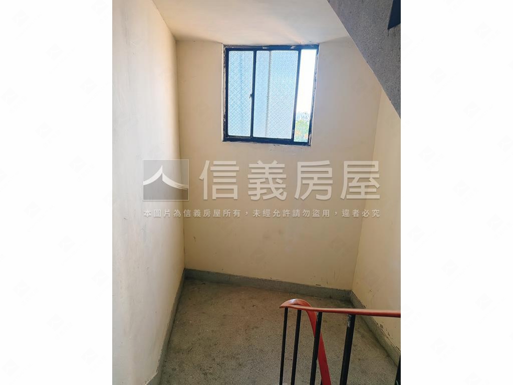 板南線大４房房屋室內格局與周邊環境